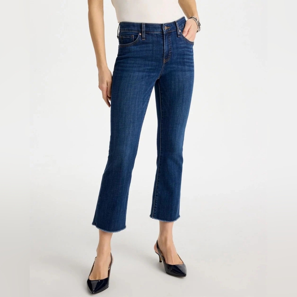 Chico's NWT Chico's So Slimming Girlfriend Kick Flare 4/20